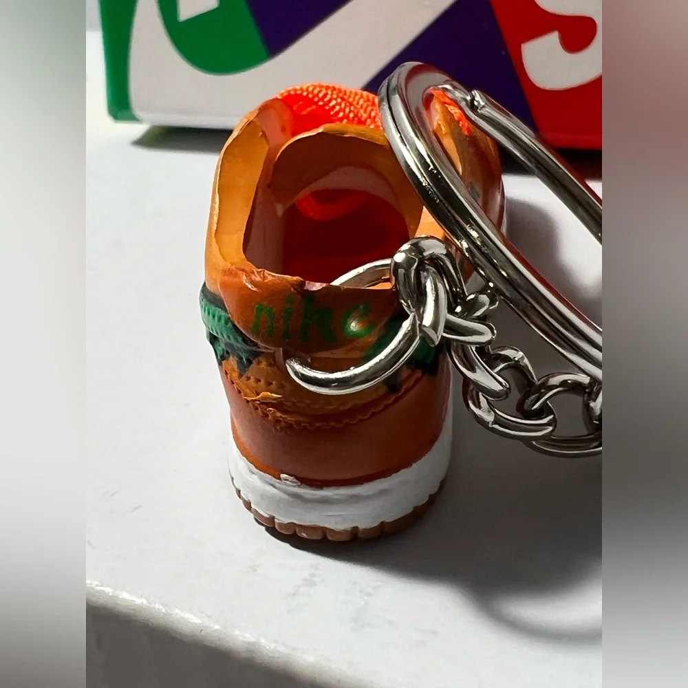 3D Mini Sneaker Keychains pair Orange Green‎ with mini box novelty trinkets